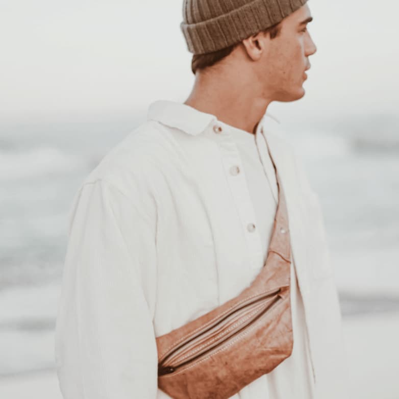 Safi Beach Slim Crossbody Bag Soft Leather Unisex Travel Sling