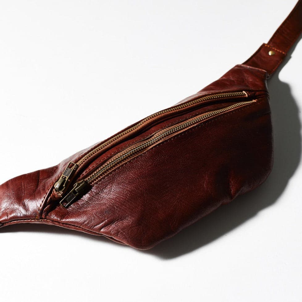 Safi Beach Slim Crossbody Bag Soft Leather Unisex Travel Sling