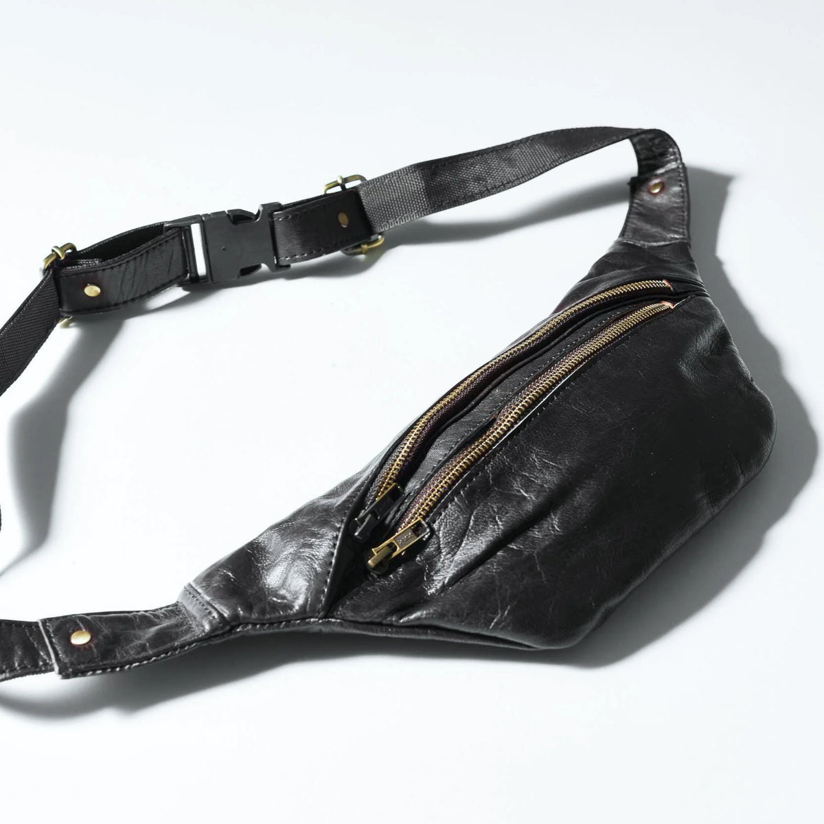 Atlas Heritage Unisex Leather Fanny Pack &amp; Large Crossbody Bag