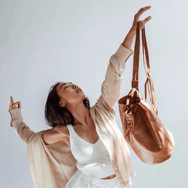Atlas Ridge Leather Bucket Bag – Convertible Crossbody Backpack - Brooklyn Leather goods