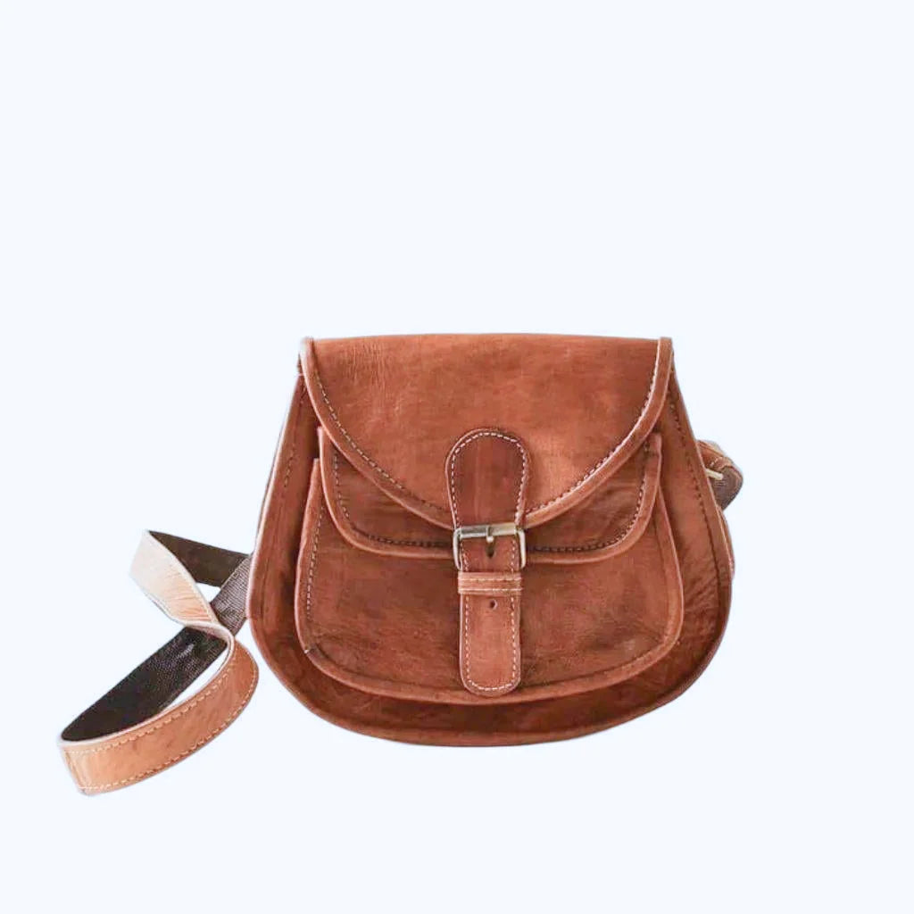 Lucy Leather Sling Bag – Handmade 90s-Inspired Everyday Crossbody Tote