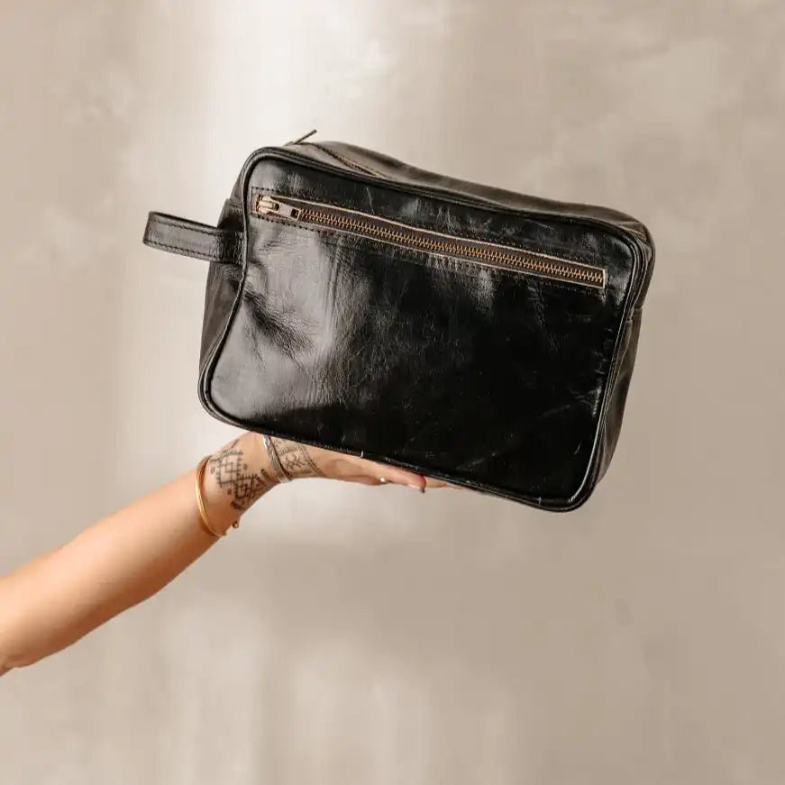 Nomadic Dopp Leather Toiletry Bag – Full-Size Travel Kit – Waterproof Lined sof Bag - Brooklyn Leather goods
