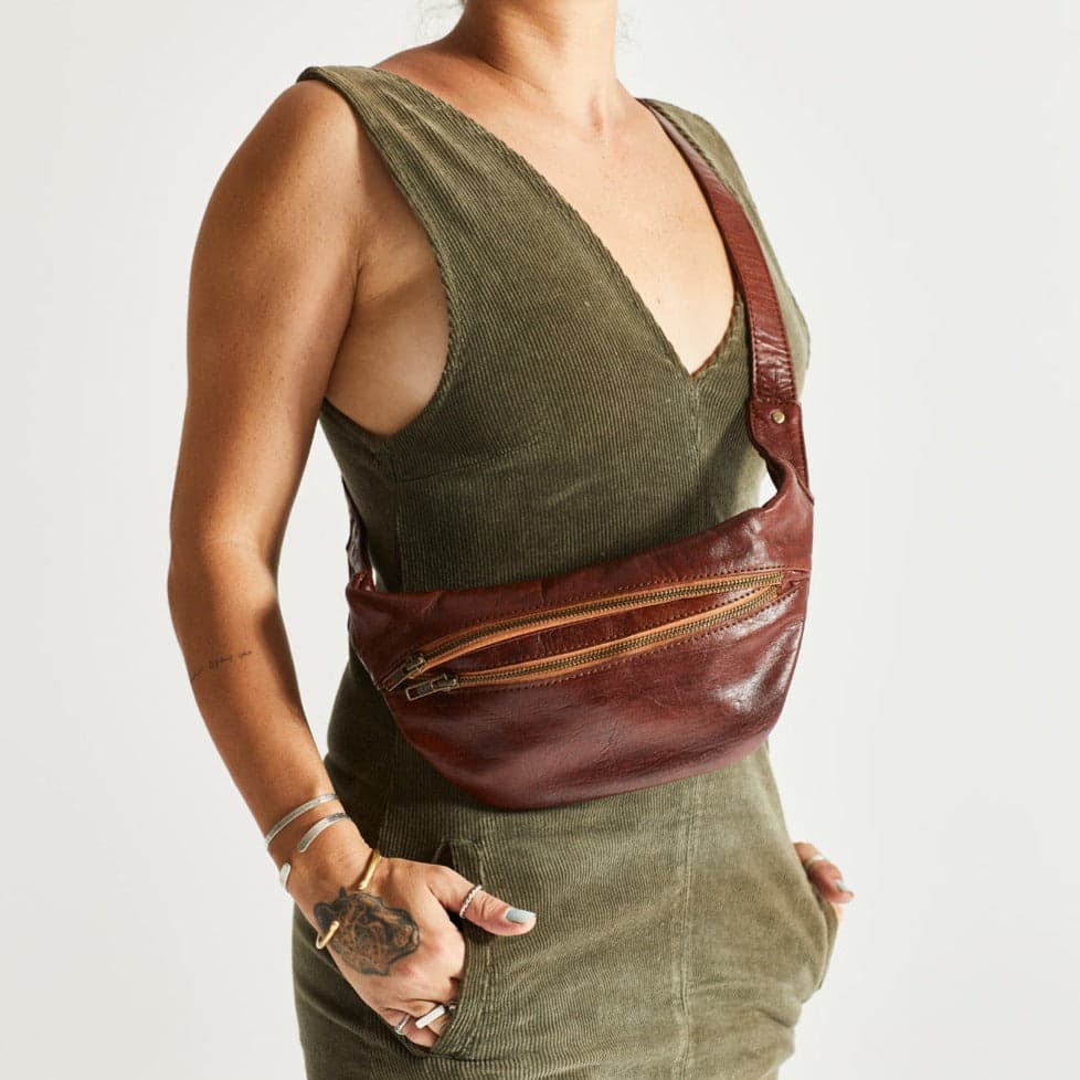 Safi Beach Slim Crossbody Bag Soft Leather Unisex Travel Sling - Brooklyn Leather goods