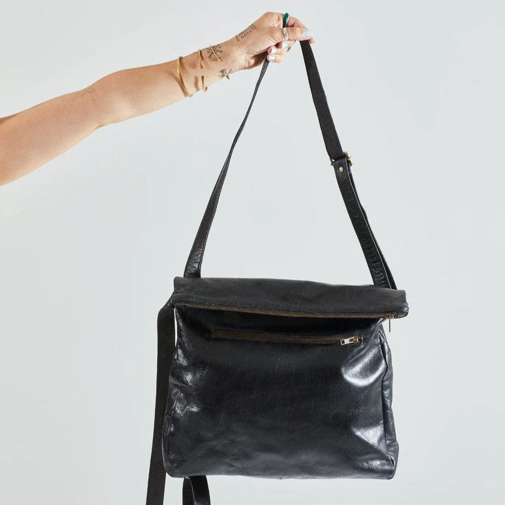 Sahara Nomad Tote Backpack – Handmade Vegetable-Tanned Leather Convertible Bag, Limited Edition