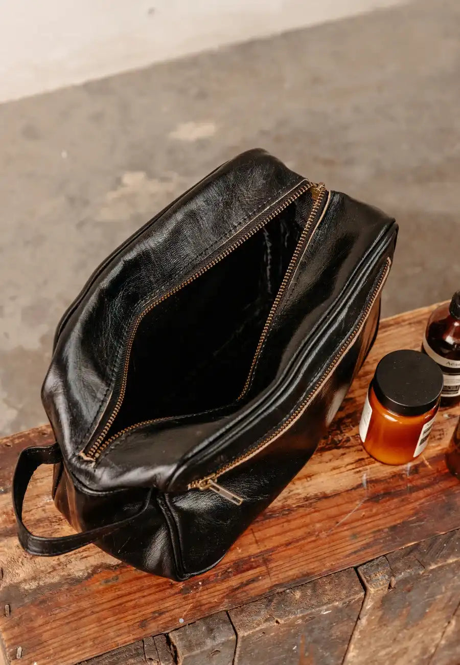 Nomadic Dopp Leather Toiletry Bag – Full-Size Travel Kit – Waterproof Lined sof Bag